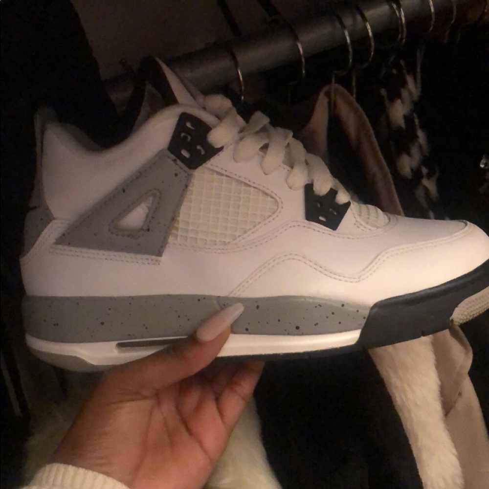 Air Jordan 4 “Cement”